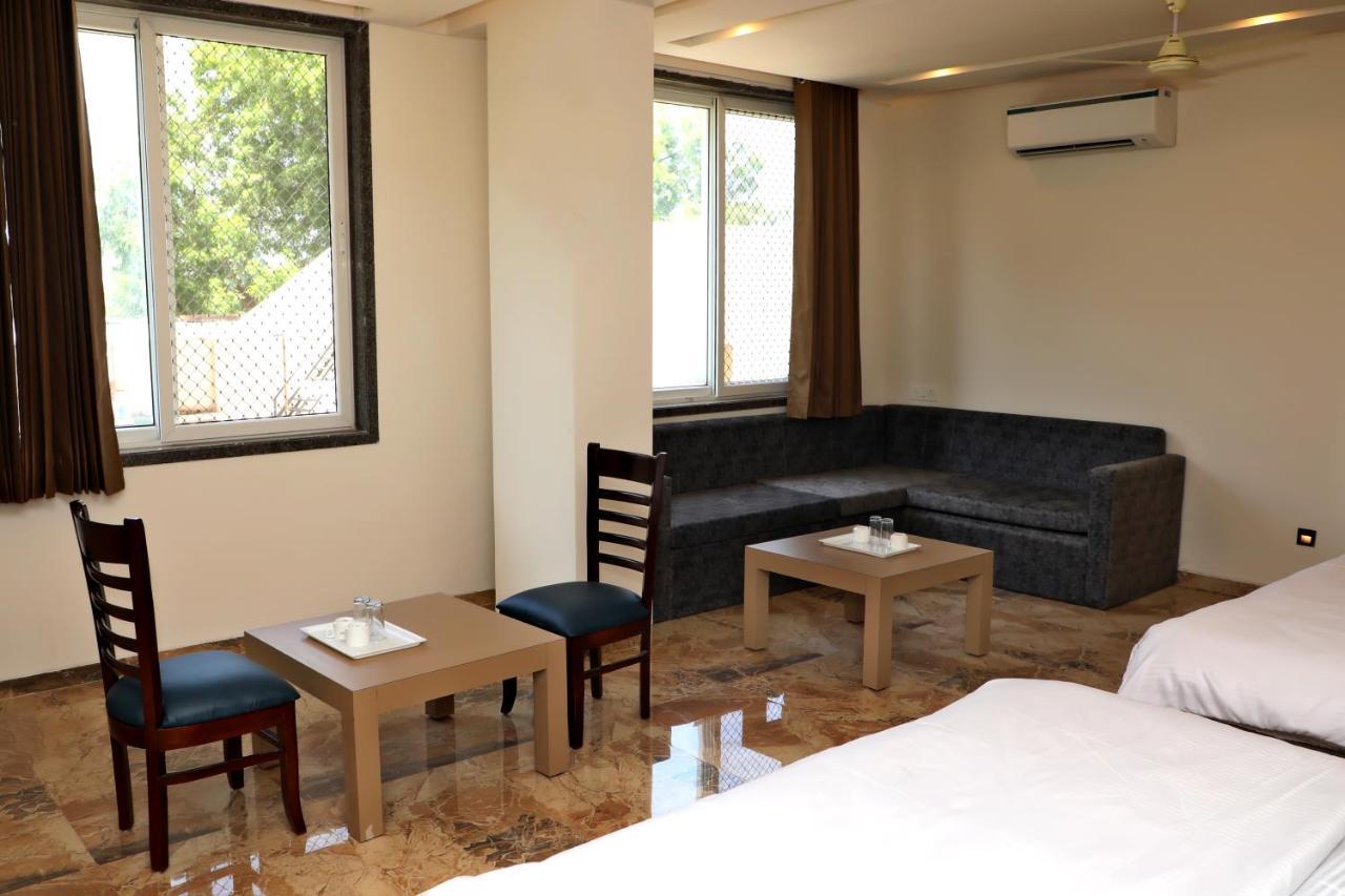 Hotel Keshav Inn Rajsamand Exterior photo